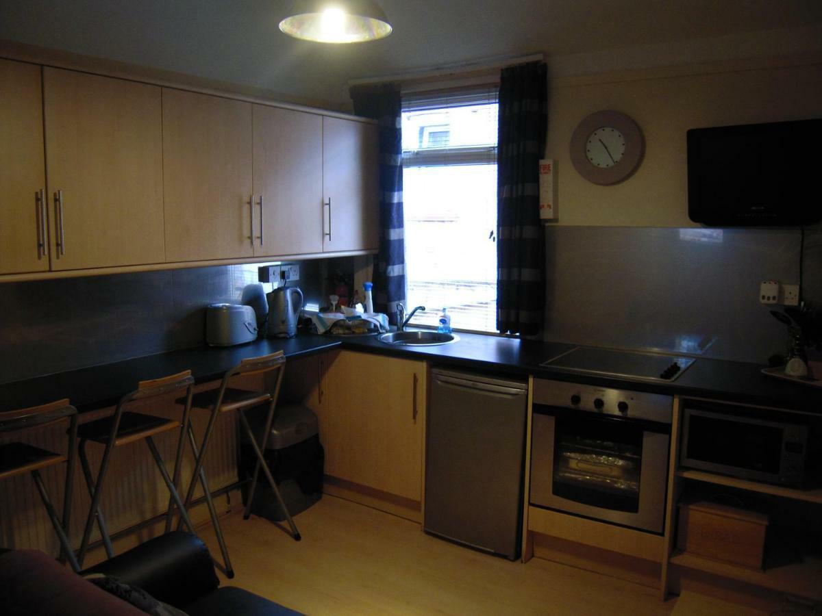 Chomley Flats Apartment Scarborough