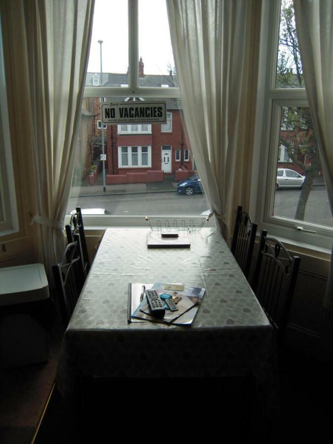 Chomley Flats Apartment